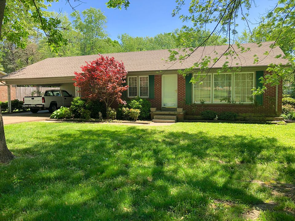 1st image of 907 Robin Hood Dr