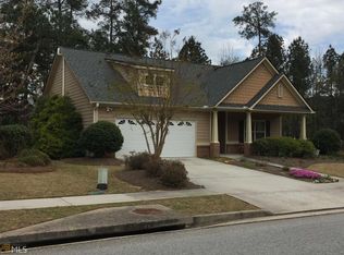 3374 Hideaway Ln, Loganville, GA 30052