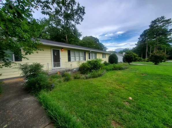 2141 Brockett Rd, Tucker, GA 30084