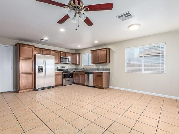 5th image of 2620 E Southgate Ave APT 1