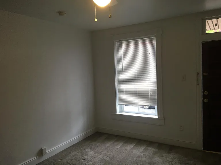 823 Bowe St #A — Photo 9