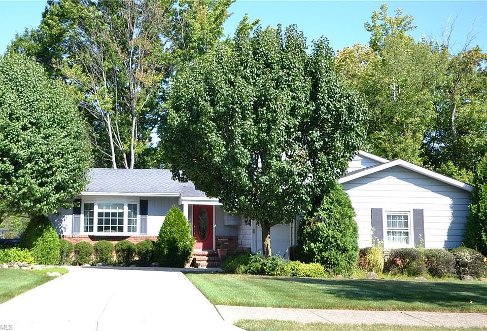 1st image of 2221 Parmalee Dr
