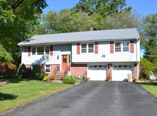 389 Edwards Rd, Parsippany, NJ 07054