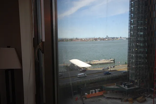 Rented by Luxury Habitat | media 23