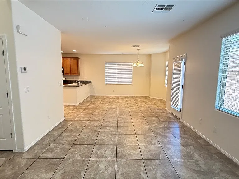 738 Calamus Palm Pl — Photo 3