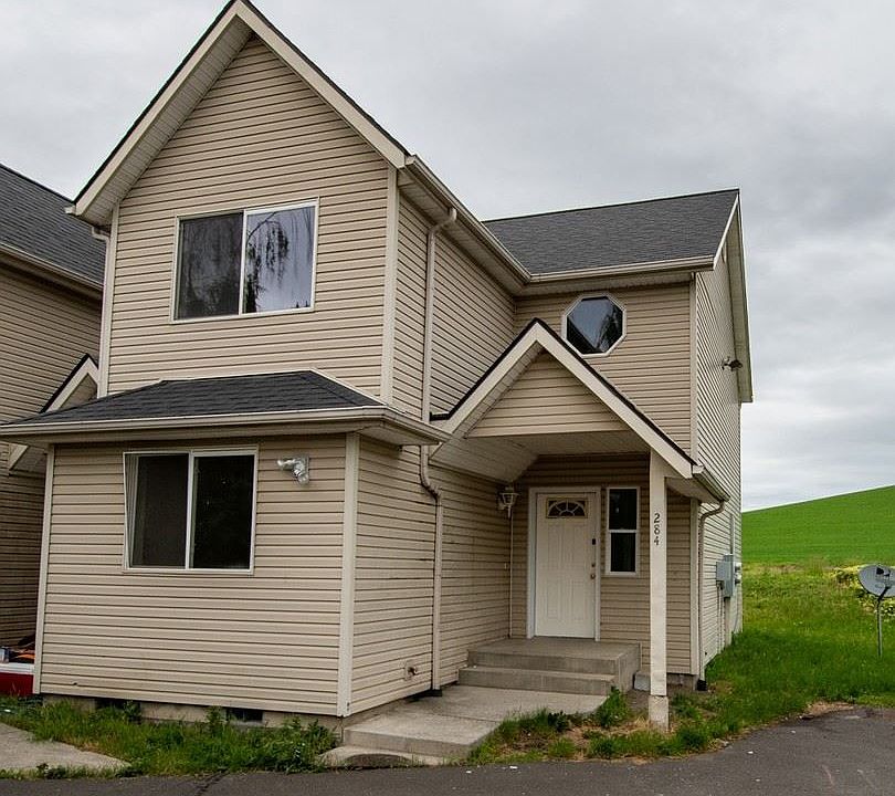 1st image of 284 NW Clay Ct