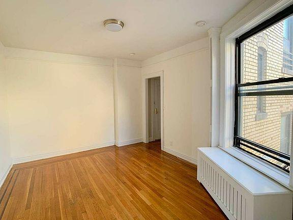 4th image of 25-21 31st Ave #C55