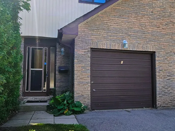 36 Dawson Cres #36, Brampton, ON L6V 3M5