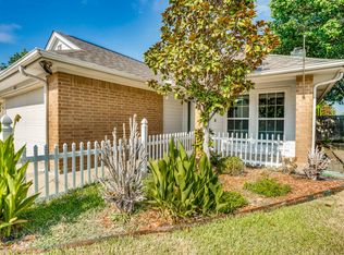 1013 N Meadow Cir, Keller, TX 76248