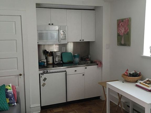 2nd image of 331 S Smedley St #8444630