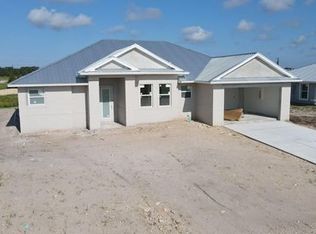 532 David Cir, Labelle, FL 33935