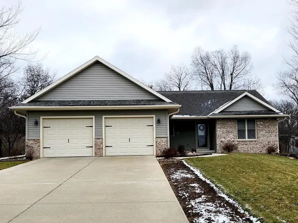 64 Braeburn Way, Evansville, WI 53536