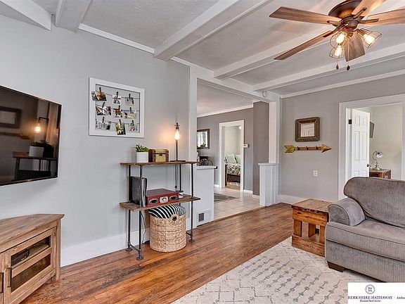 4th image of 5839 Elm St