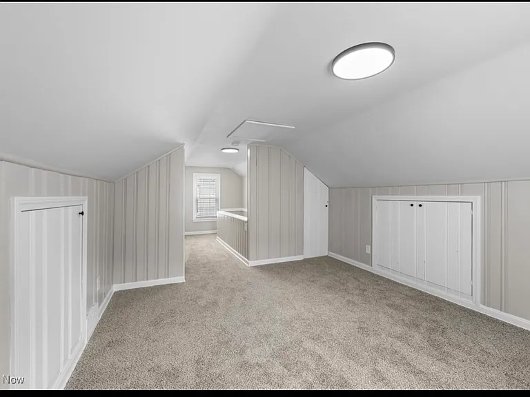 574 Huntmere Dr — Photo 22