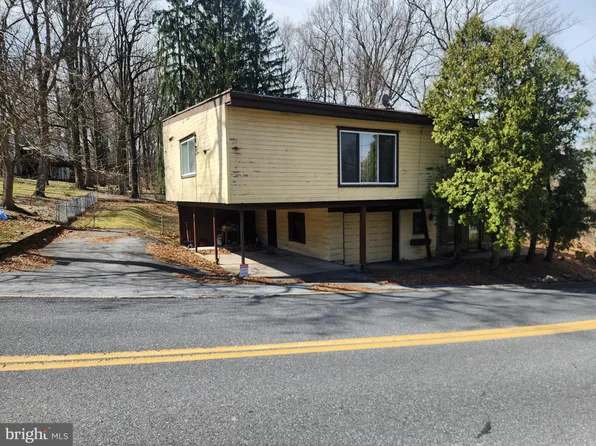 996 Waltonville Rd, Hummelstown, PA 17036
