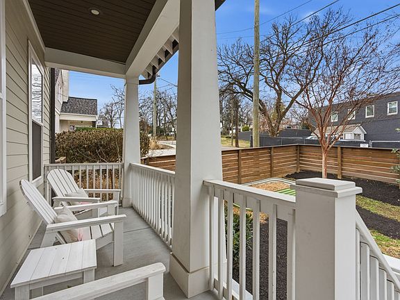 3rd image of 2828 Vaulx Ln
