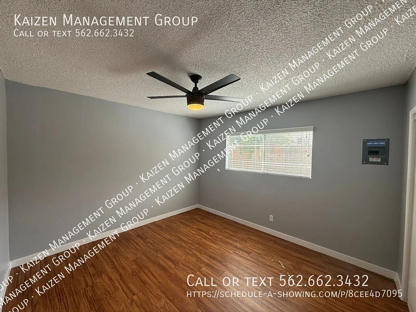 Beautiful 1 Bedroom 1 Bathroom- Tons of Natural Light — Photo 1