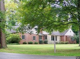 2510 Dunkeith Dr NW, Canton, OH 44708