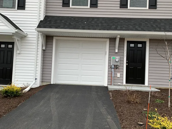 115 Kuechler Ct, Reading, PA 19606