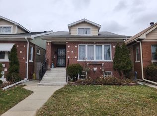 2842 N Kilpatrick Ave, Chicago, IL 60641