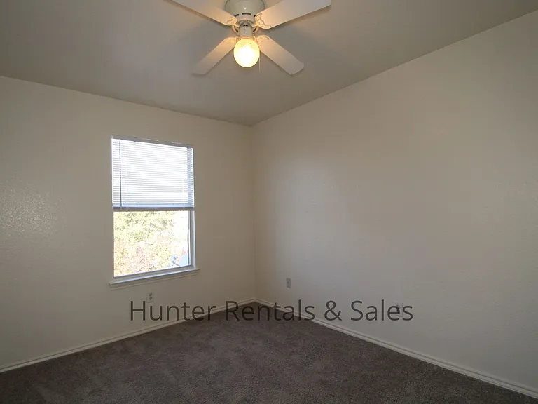 2809D Leroy Cir — Photo 18