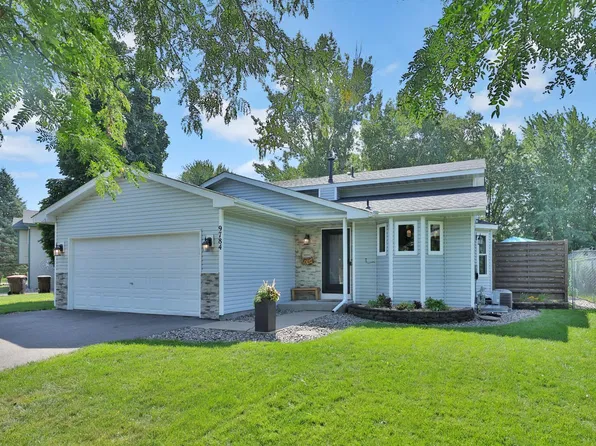 9784 Hamlet Ave S, Cottage Grove, MN 55016