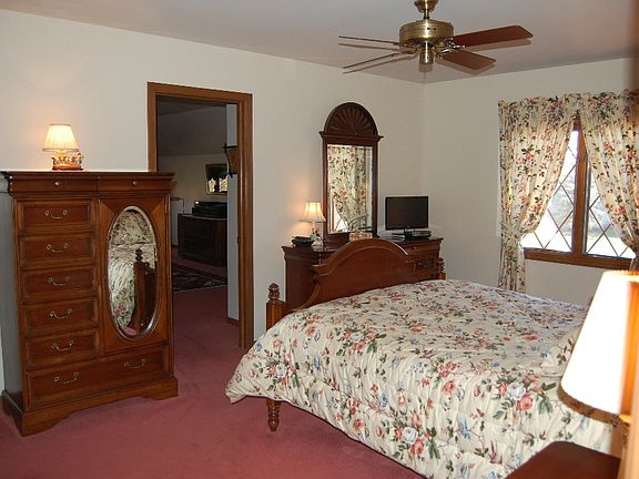 2nd image of 6937 Candace Pl