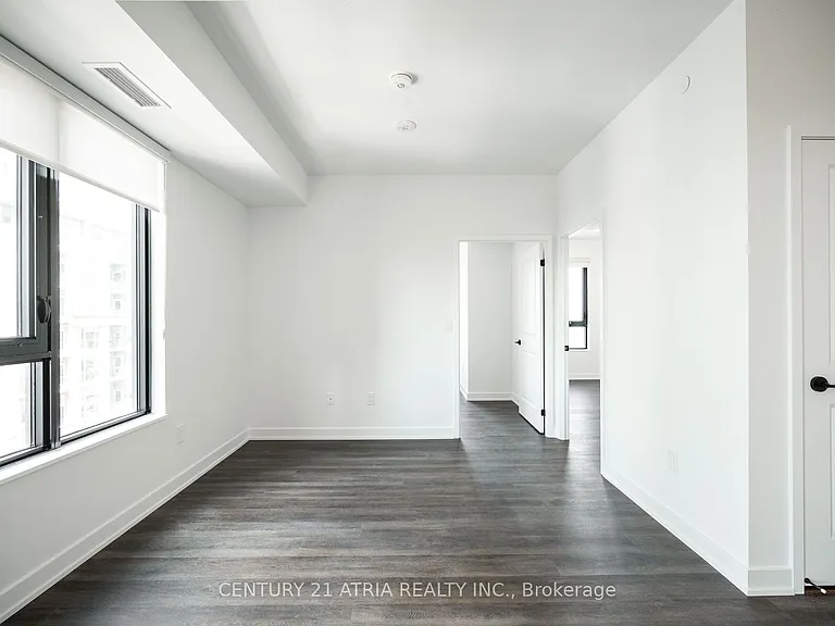 2075 Lakeshore Rd #1109 — Photo 8