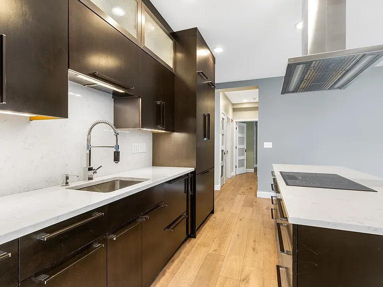 43 Cornwall St #B — Photo 5