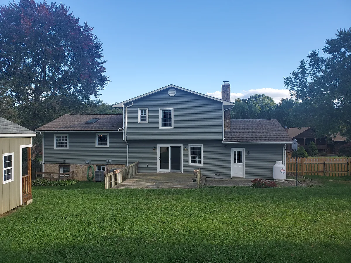 backyard - 115 Woodbine Dr