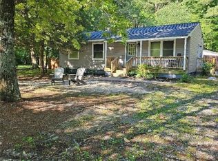 9994 Forest Grove Dr, Gloucester, VA 23061