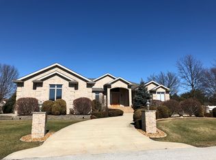 1024 Country Ln, Bourbonnais, IL