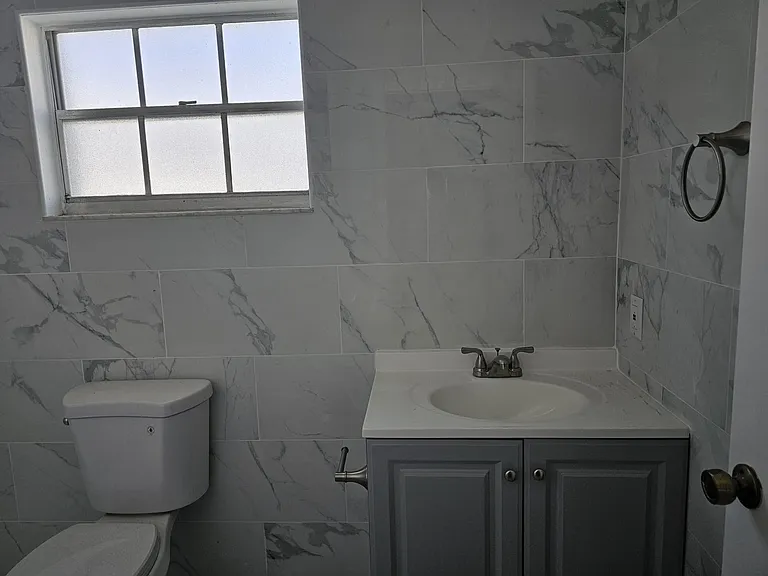 4060 Sail Dr — Photo 19
