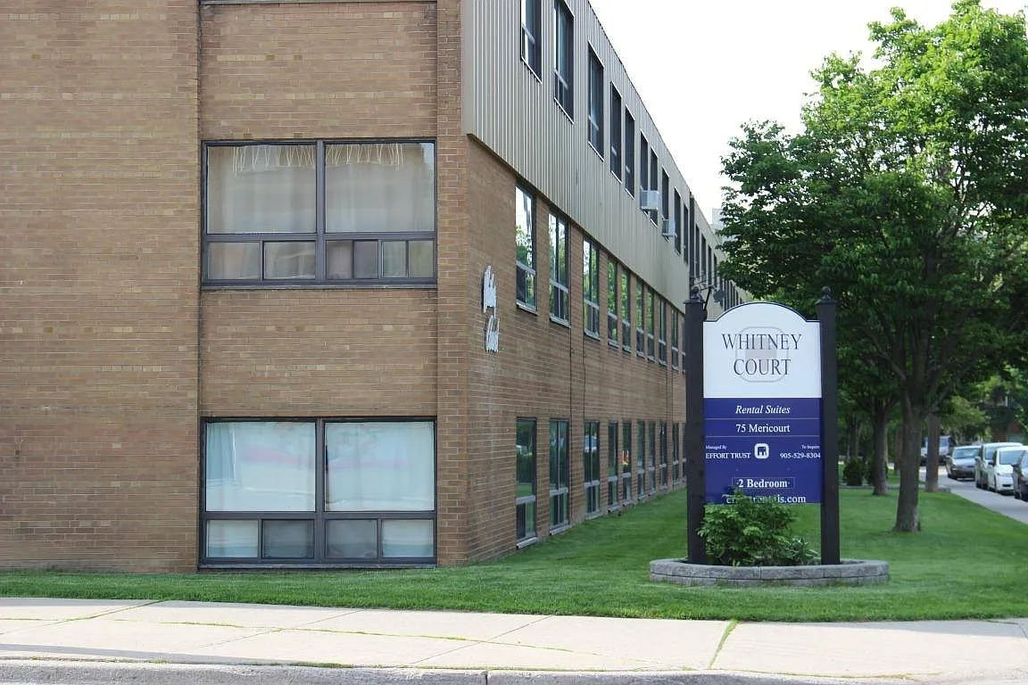 Whitney Court Apartments — Photo 1