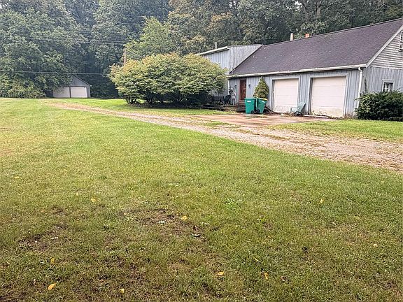 5th image of 12765 Hannan Rd
