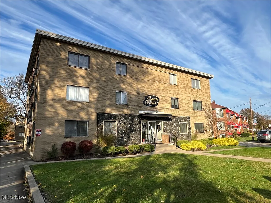 20312 Lorain Rd APT 105 photo 1