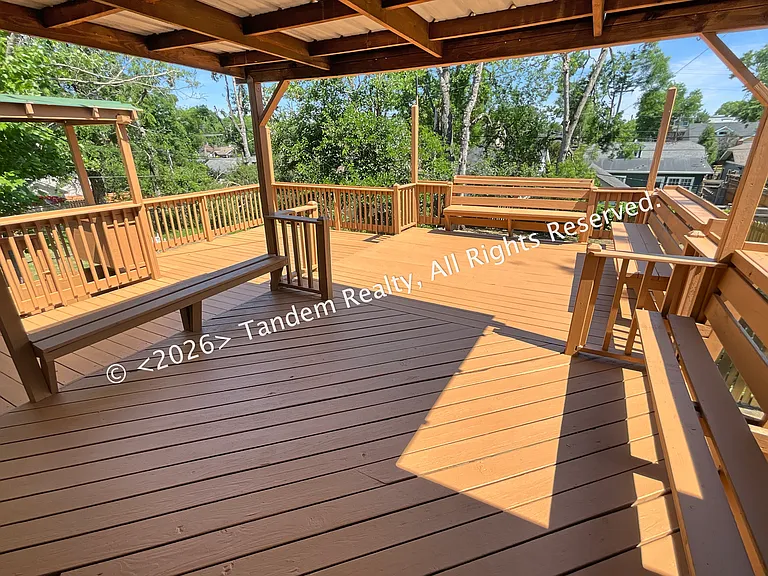 2228 Ashwood Ave #B — Photo 18