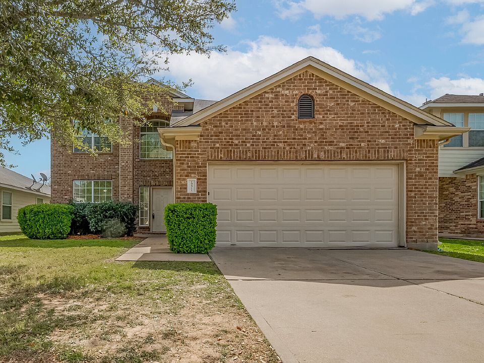 1st image of 19511 Plantation Cove Ln