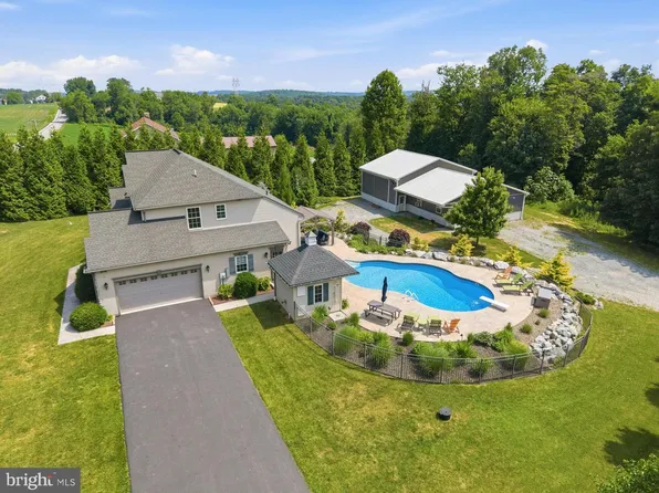 2905 Dettinger Rd, Brogue, PA 17309