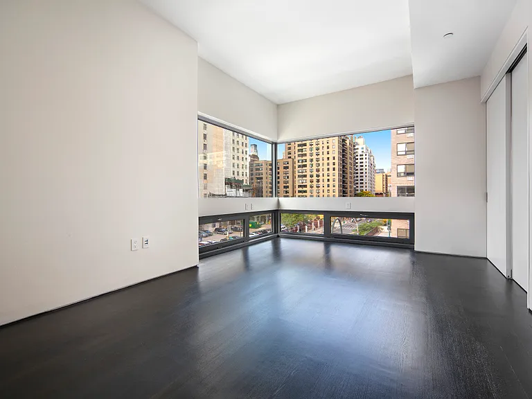 123 3rd Ave #4A — Photo 3