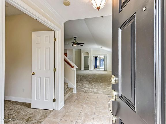 4th image of 1027 Moosehead Dr
