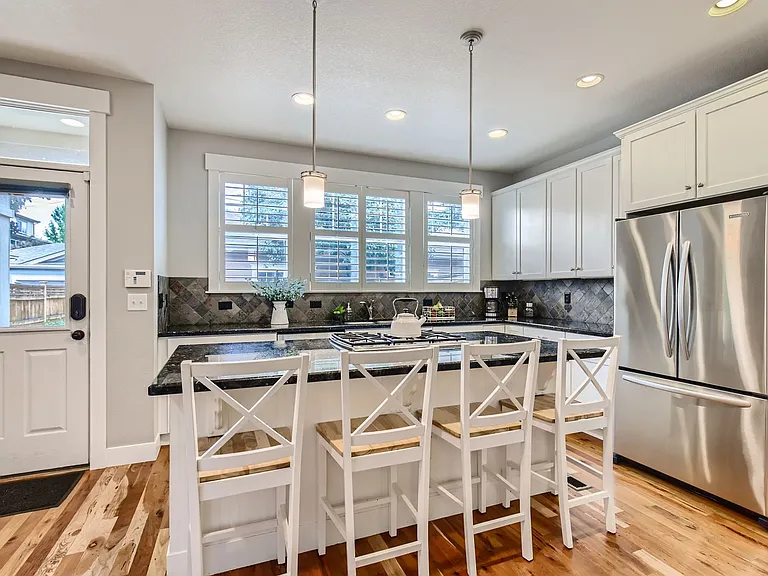 1178 S Sherman St — Photo 45