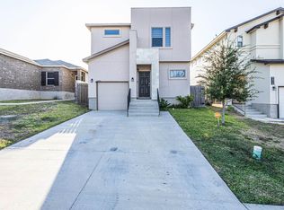9976 Inmaculada Ln, Laredo, TX 78045