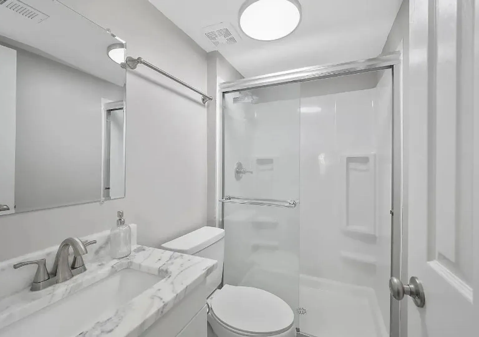Finneytown Apartments & Townhomes — Photo 4