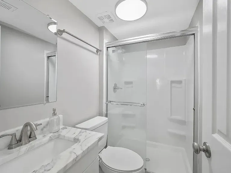 Finneytown Apartments & Townhomes — Photo 4