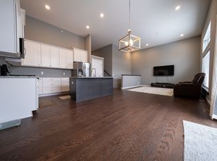 13419 Bronze Pkwy, Rosemount, MN 55068
