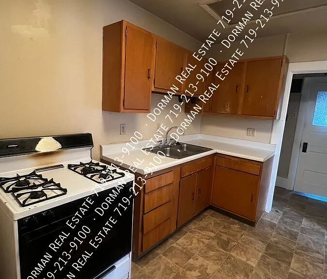 803 N Wahsatch Ave #3 — Photo 4