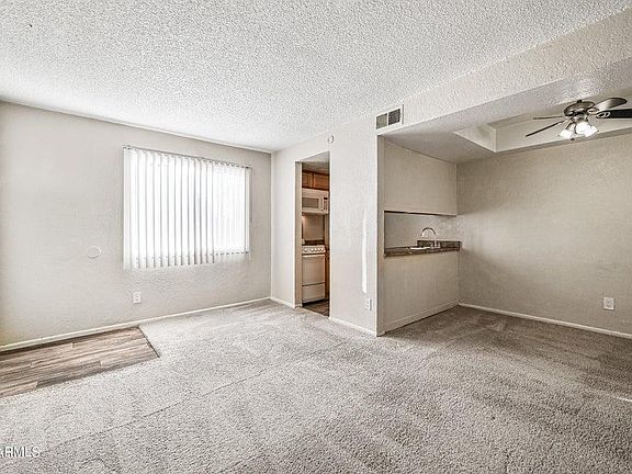 4th image of 3141 E Cypress St APT 7