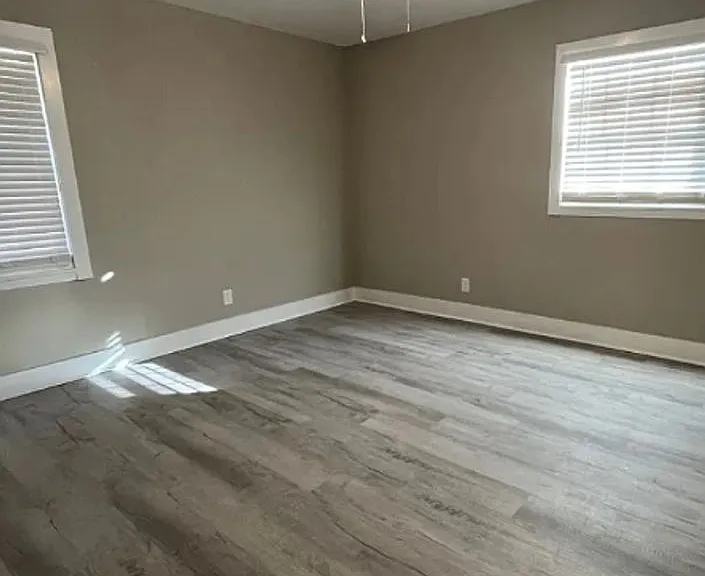 185 Oakhaven Ave — Photo 5