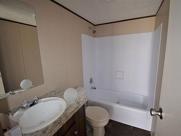 3rd image of 1015 Welch Ln #I